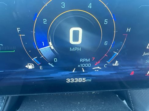 Used 2025 Chevrolet Equinox LT FWD image 16