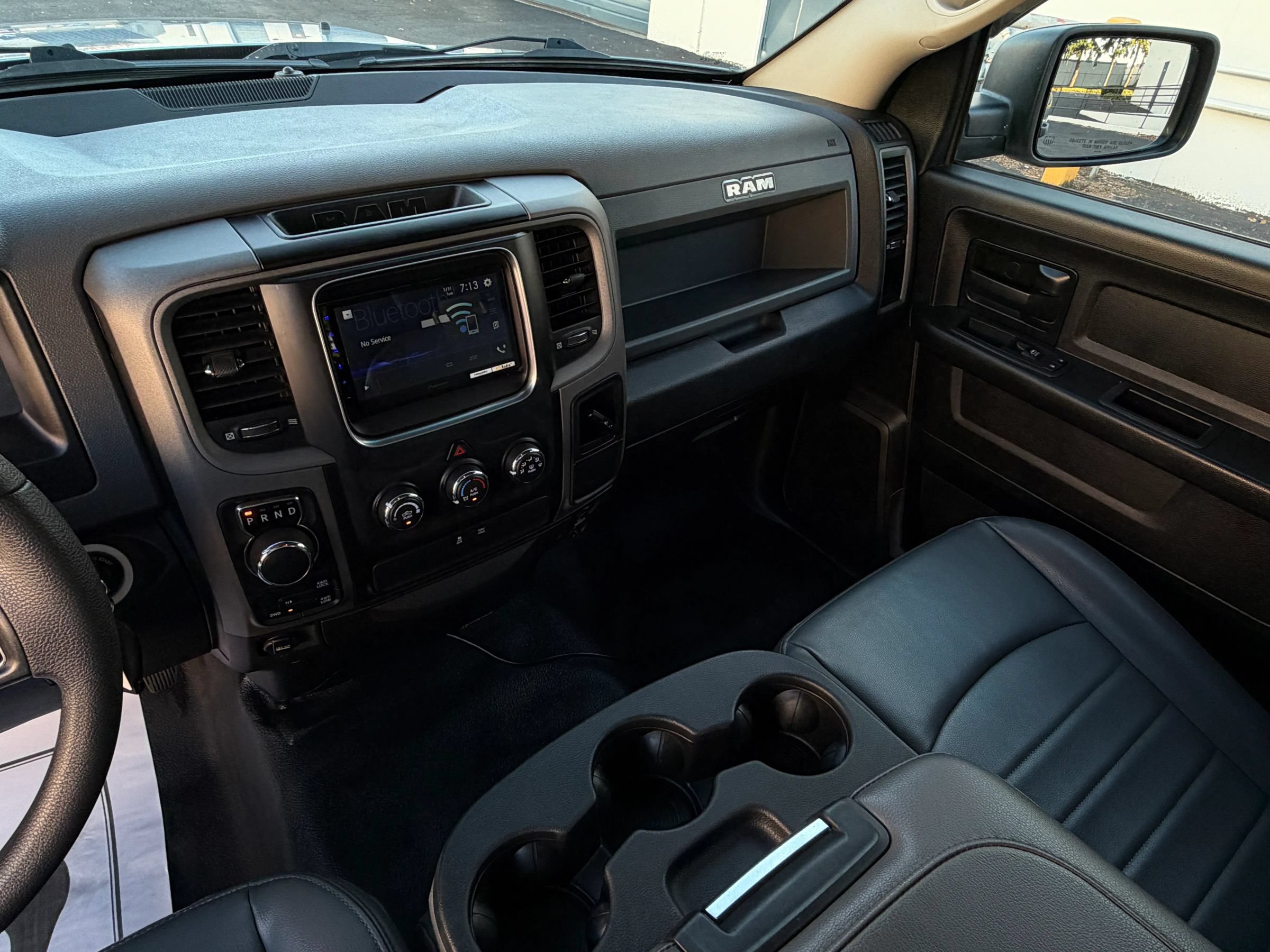 Used 2019 RAM 1500 ST AWD/4WD image 10