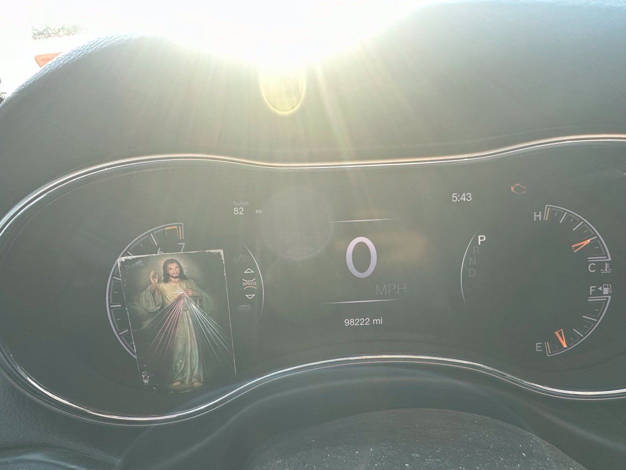Used 2017 Jeep Grand Cherokee Altitude RWD image 9
