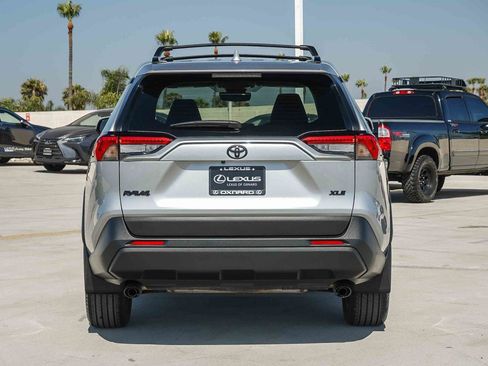 Used 2024 Toyota RAV4 XLE Premium FWD image 6
