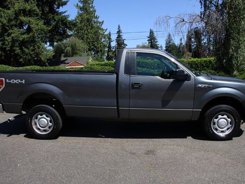 Used 2013 Ford F150 XL w/ Mid Equipment Group AWD/4WD image 10