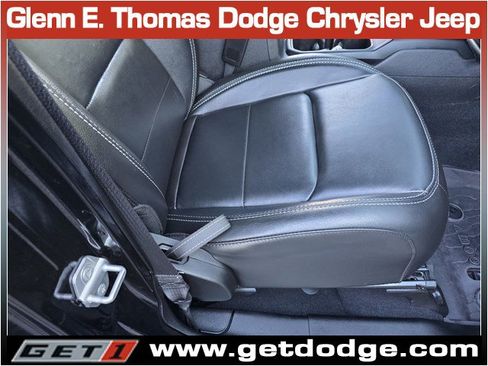 Used 2022 Jeep Wrangler Unlimited Sahara image 35