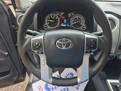 Used 2016 Toyota Tundra SR5 w/ TRD Off Road Package AWD/4WD image 20