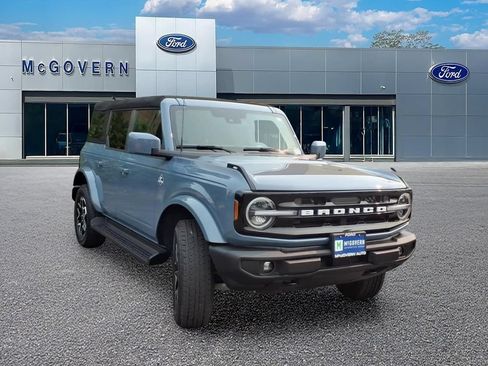 Used 2025 Ford Bronco Outer Banks AWD/4WD image 4