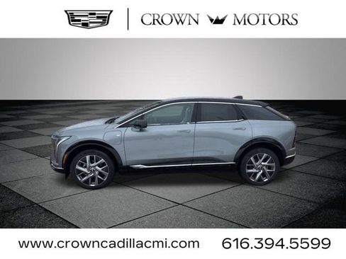 New 2026 Cadillac Optiq Luxury 1 image 7