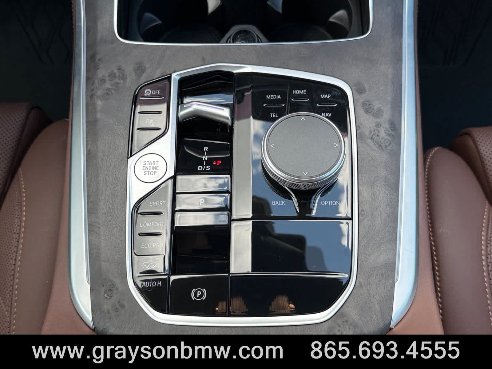 Used 2026 BMW X5 xDrive40i w/ M Sport Package AWD/4WD image 25