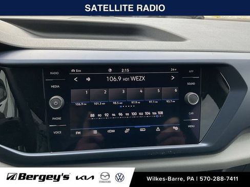 Used 2022 Volkswagen Taos SE AWD/4WD image 10