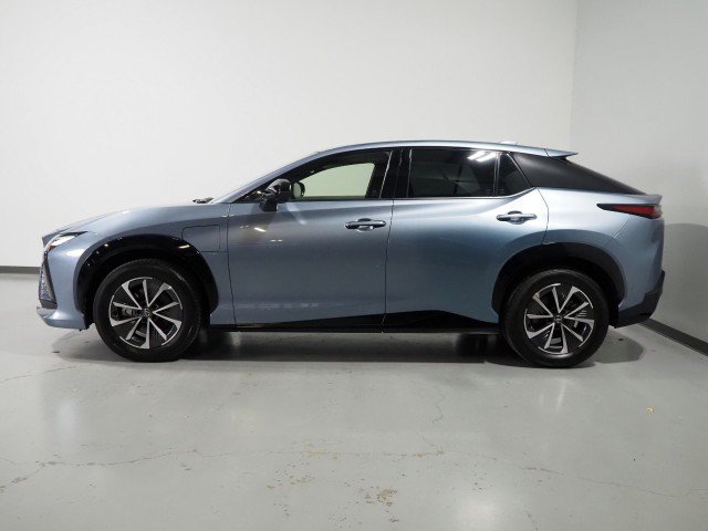 Used 2024 Lexus RZ 450e Premium w/ Technology Package AWD/4WD image 9