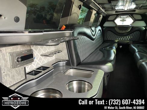 Used 2016 Cadillac Escalade 2WD image 18