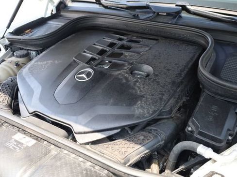 Used 2020 Mercedes-Benz GLS 580 4MATIC image 11