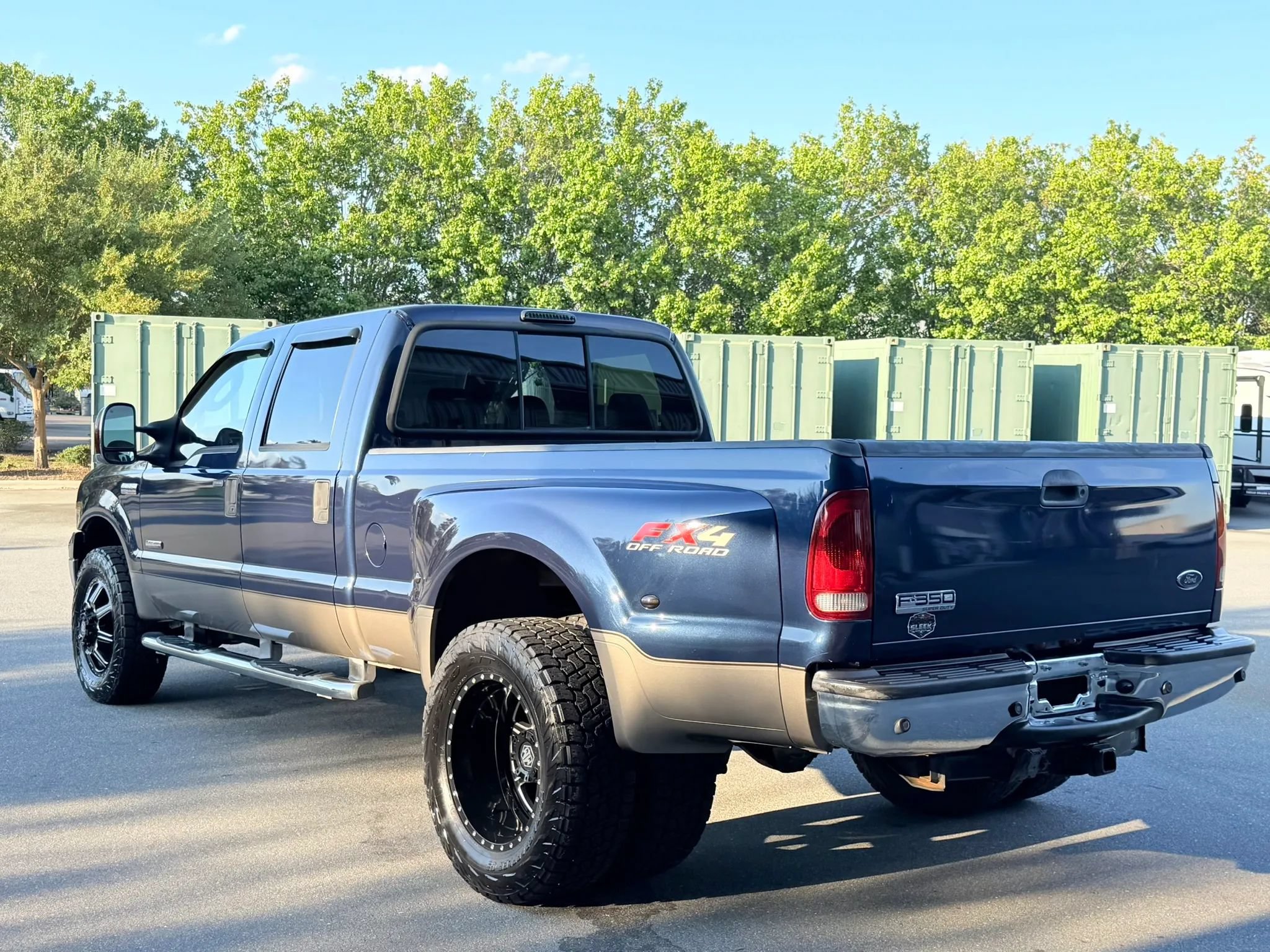 Used 2006 Ford F350 Lariat AWD/4WD image 6