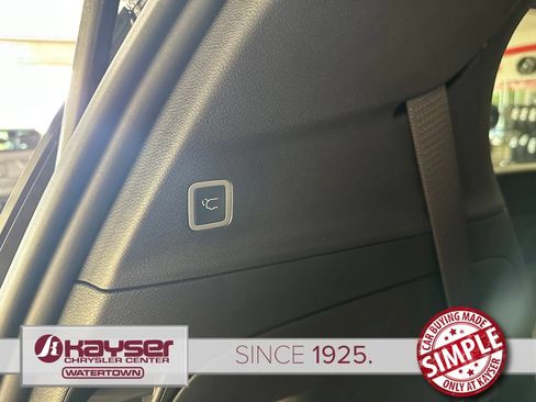 New 2026 Chrysler Pacifica Limited w/ S Appearance Package AWD/4WD image 48