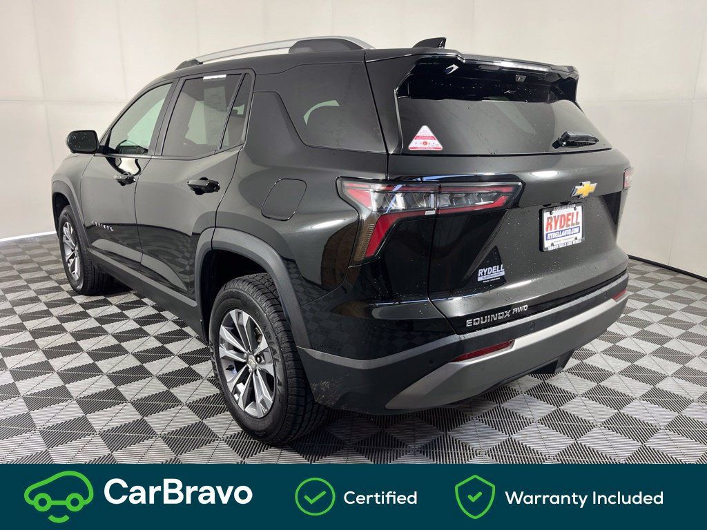 Used 2025 Chevrolet Equinox LT w/ Convenience Package II AWD/4WD image 9