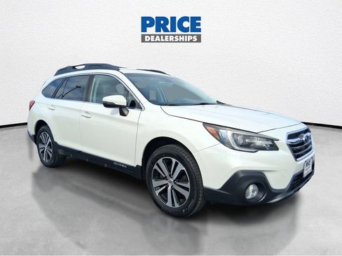 Used 2019 Subaru Outback 2.5i Limited image 1
