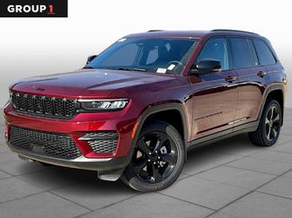 New 2025 Jeep Grand Cherokee Altitude video 1