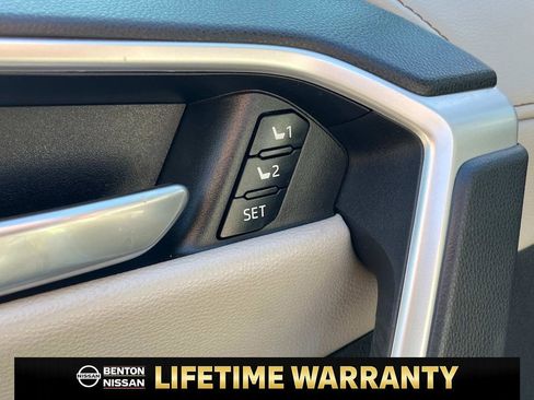 Used 2023 Toyota RAV4 Limited image 37