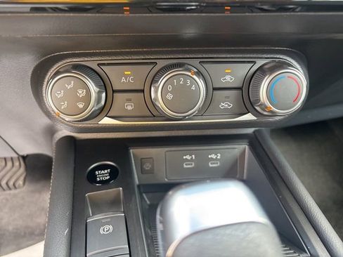 New 2025 Nissan Kicks SV image 17