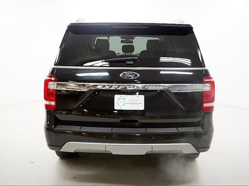 Used 2019 Ford Expedition XLT w/ Equipment Group 202A image 8