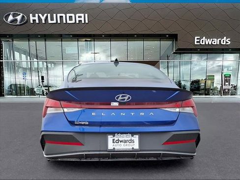 New 2025 Hyundai Elantra Sport image 6