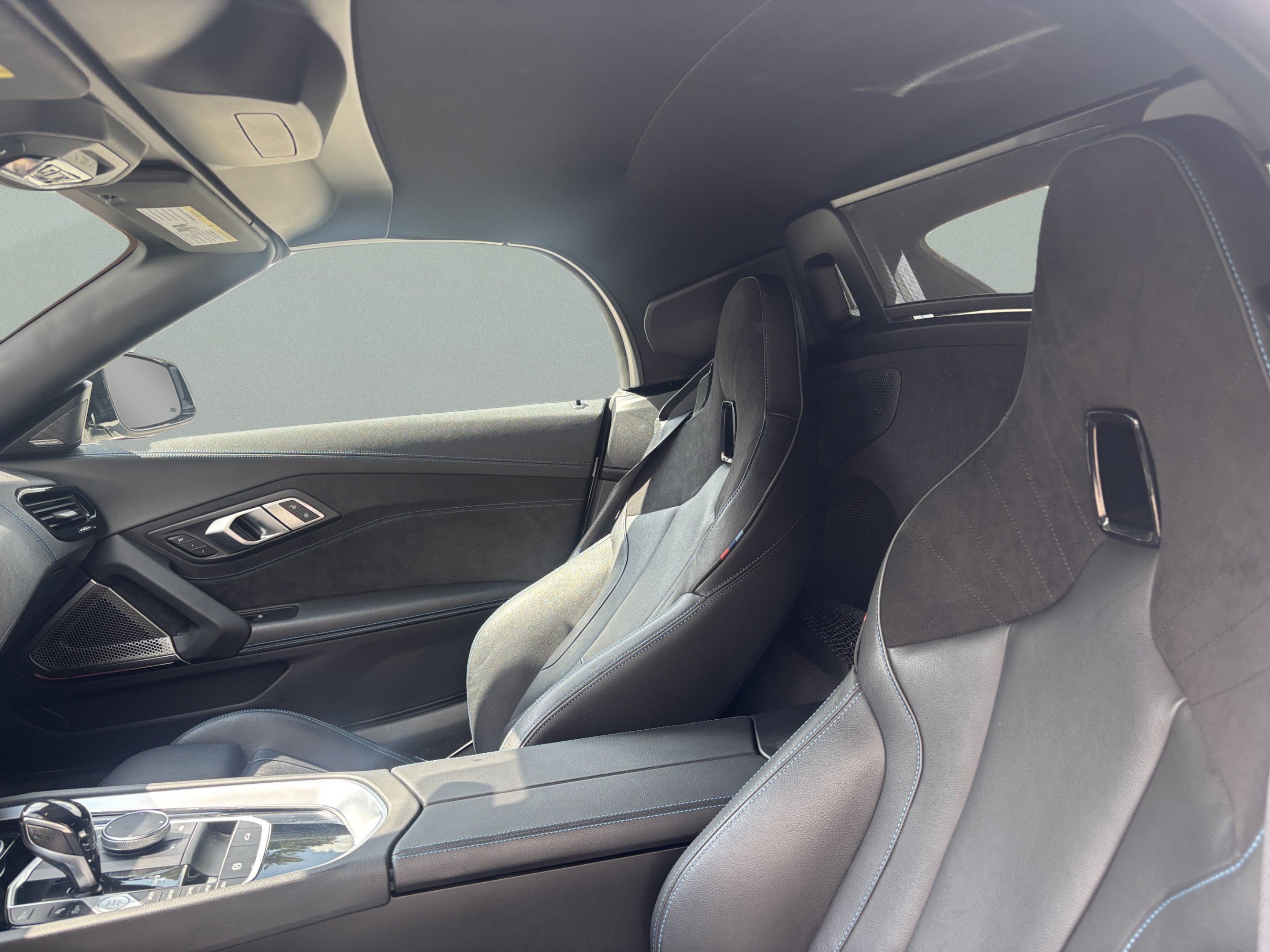 Used 2022 BMW Z4 M40i w/ Premium Package RWD image 20