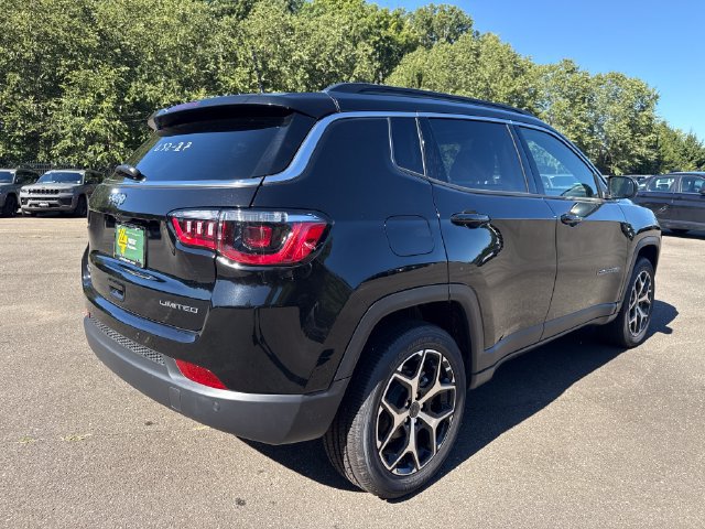 New 2026 Jeep Compass Limited AWD/4WD image 10