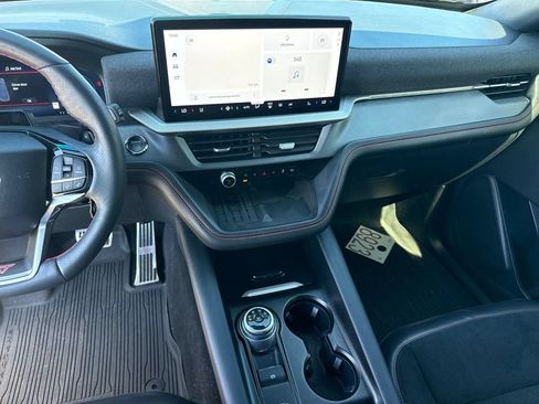 Used 2025 Ford Explorer ST w/ Sun And Sound Package RWD image 8
