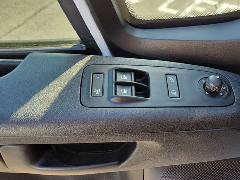 Used 2025 RAM ProMaster 3500 w/ Convenience Group FWD image 12
