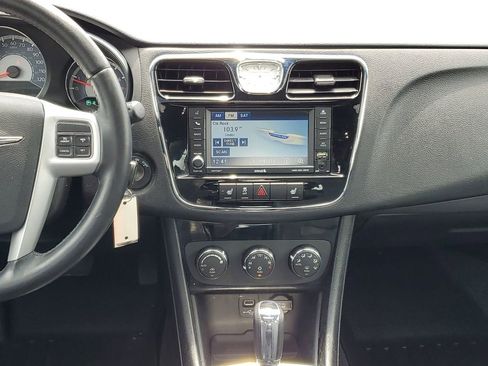 Used 2012 Chrysler 200 Limited FWD image 25