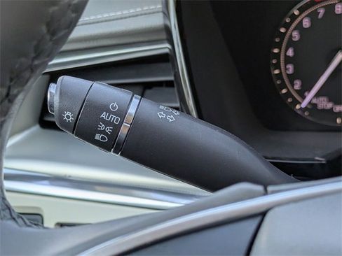 Used 2018 Cadillac XT5 Luxury image 27