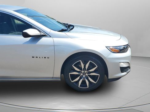 Used 2021 Chevrolet Malibu RS image 34