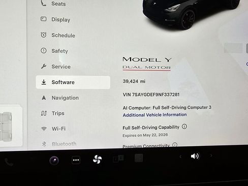 Used 2022 Tesla Model Y Performance AWD/4WD image 16
