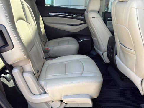 Used 2020 Buick Enclave Premium w/ Sun and Sites Package AWD/4WD image 44