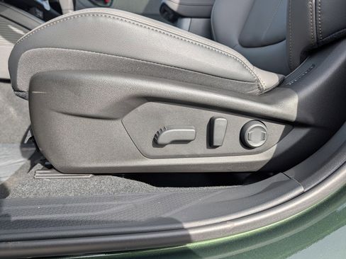 New 2026 Subaru Outback Limited XT image 9