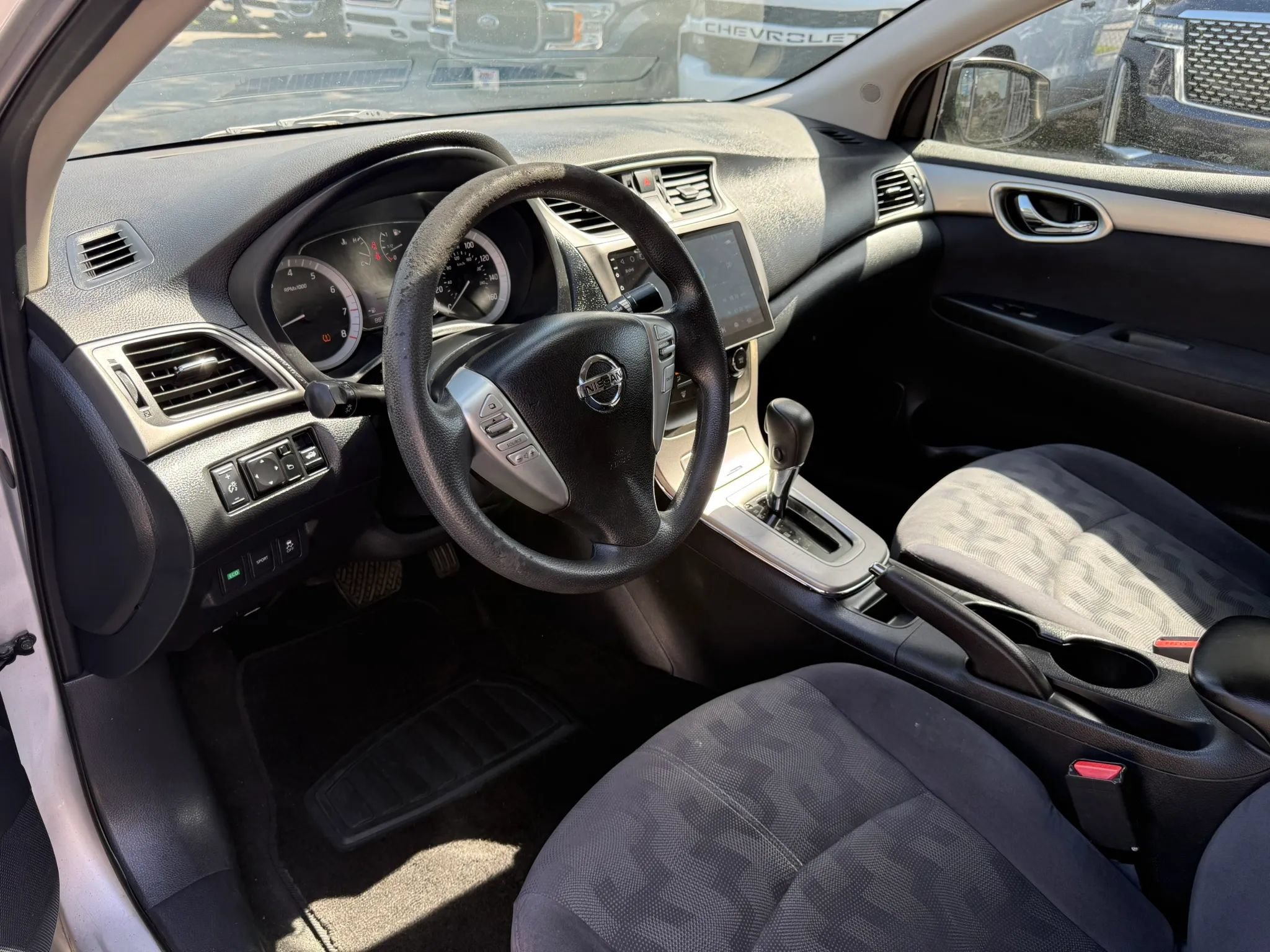 Used 2013 Nissan Sentra SV FWD image 11