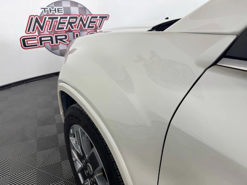 Used 2011 GMC Acadia Denali image 23