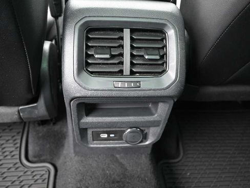 Used 2022 Volkswagen Tiguan SE R-Line AWD/4WD image 26