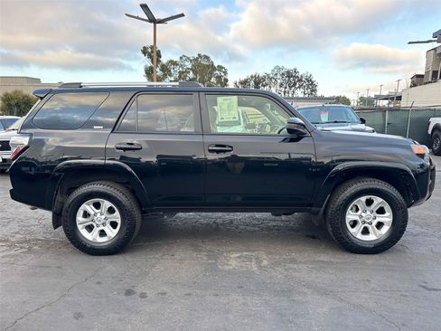 Used 2024 Toyota 4Runner SR5 AWD/4WD image 7