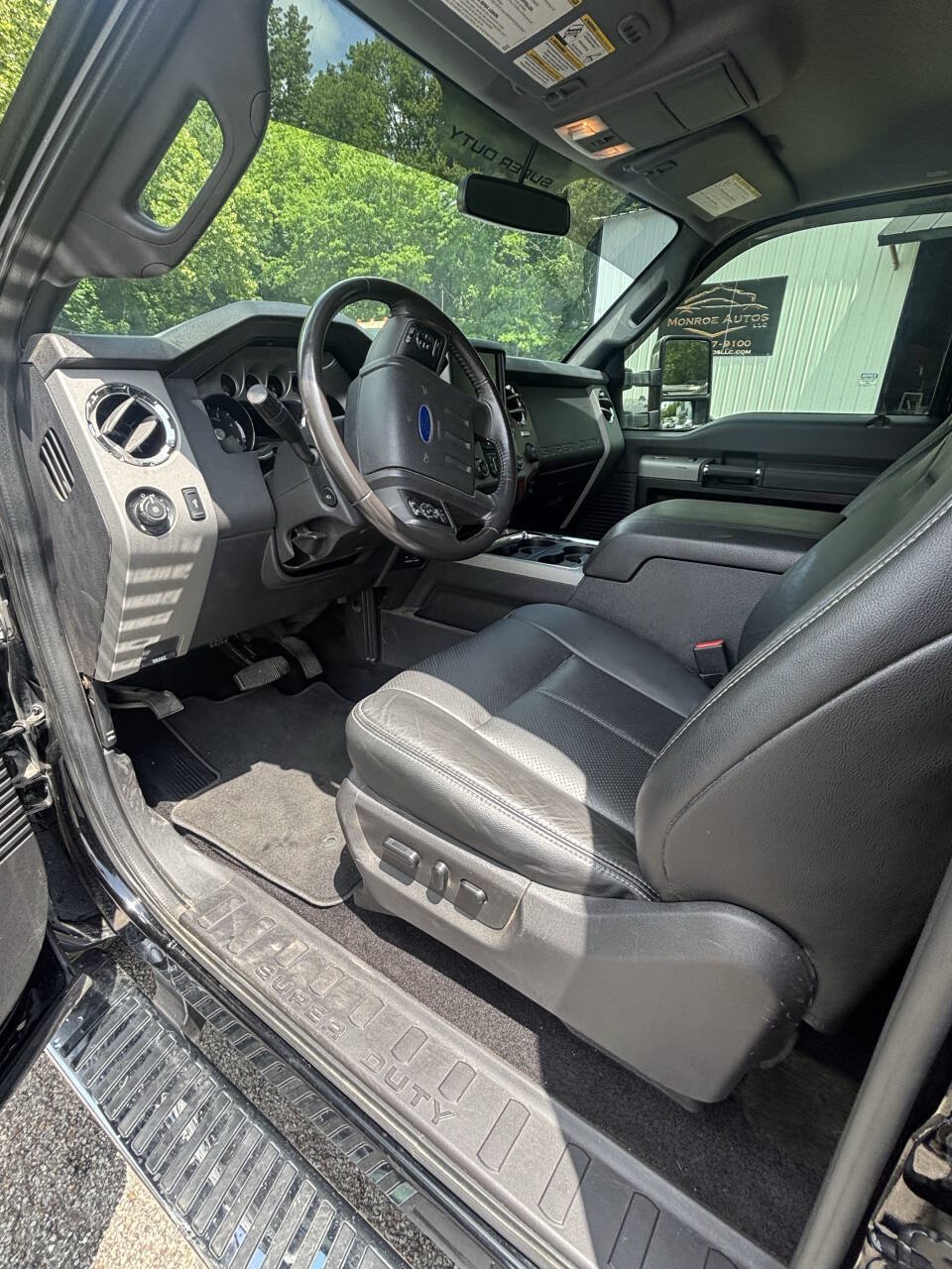 Used 2016 Ford F250 Lariat w/ Chrome Package AWD/4WD image 9
