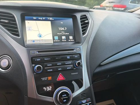 Used 2017 Hyundai Azera FWD image 29