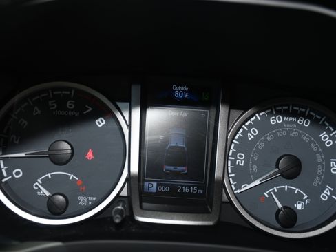 Used 2021 Toyota Tacoma TRD Pro AWD/4WD image 13