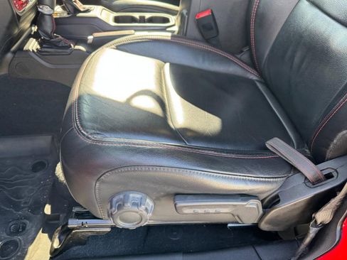 Used 2020 Jeep Gladiator Rubicon image 14