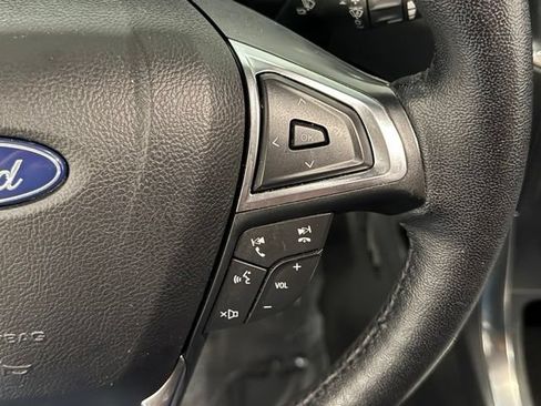 Used 2023 Ford Edge Titanium AWD/4WD image 13