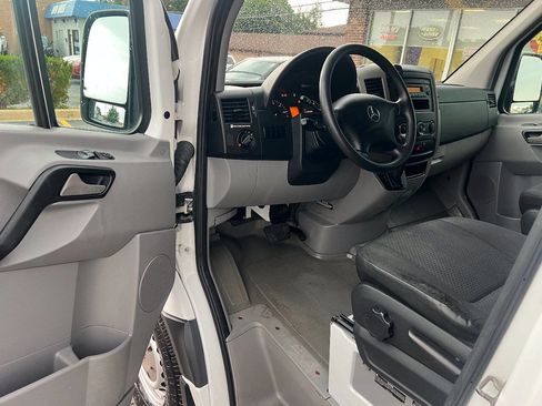 Used 2012 Mercedes-Benz Sprinter 2500 w/ Premium Pkg image 20