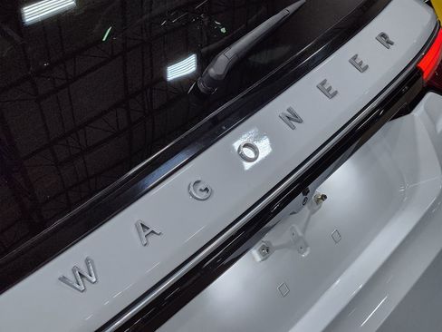 Used 2022 Jeep Wagoneer Series II w/ Premium Group I image 26