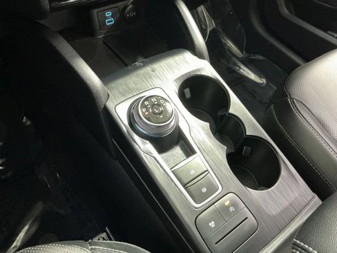 Used 2022 Ford Escape SEL image 29