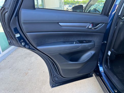 Used 2025 MAZDA CX-5 AWD 2.5 S w/ Select Package image 23