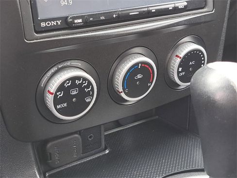 Used 2009 MAZDA MX-5 Miata Touring image 14