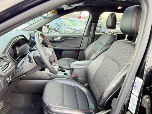 Certified 2024 Ford Escape ST-Line w/ Tech Pack #1 image 6