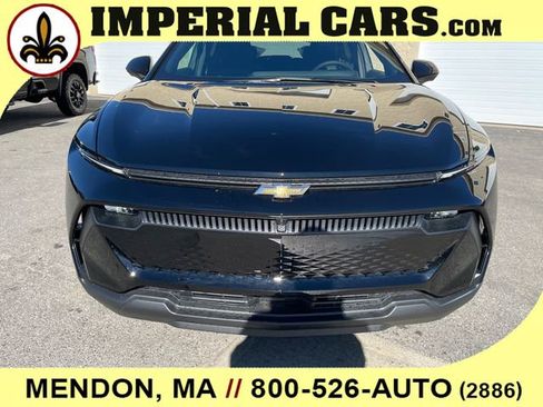 New 2026 Chevrolet Equinox EV LT image 4