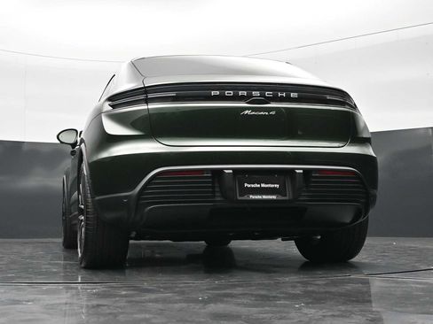 New 2026 Porsche Macan 4 Electric AWD/4WD image 40